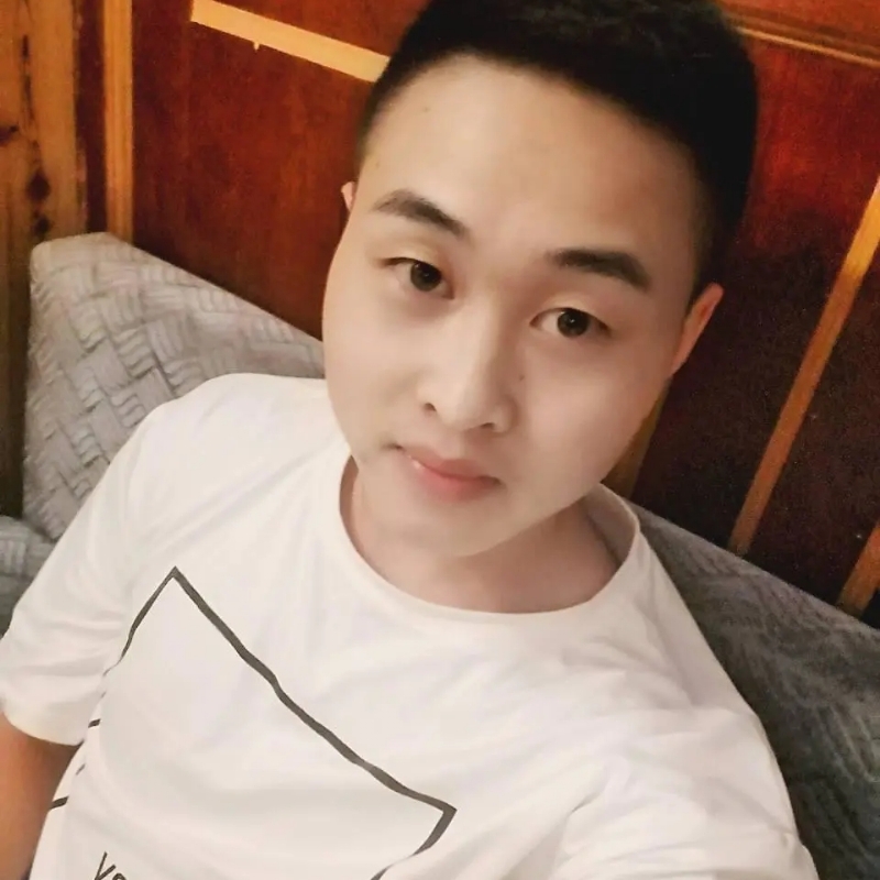 娃娃脸小爸爸的第一张照片--遵义中老年相亲网