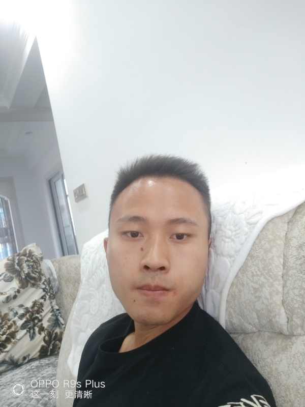 只为遇见你的第一张照片--遵义中老年相亲网